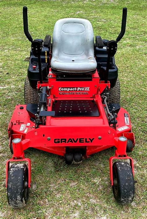 Gravely Compact Pro 44 Zero Turn Riding Lawn Mower For Sale In Astatula