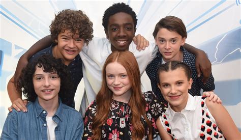 ‘stranger Things Cast Joined By New Stars At Comic Con 2017 Comic