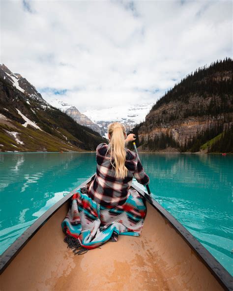 8 Best Things To Do At Lake Louise In Summer Charlies Wanderings