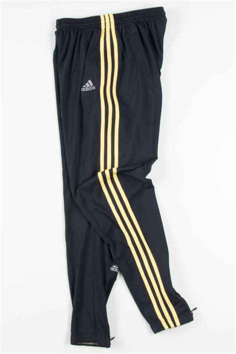Adidas Yellow 3 Stripe Track Pants Sz M Ragstock In 2021 Pants 420 Fashion Track Pants