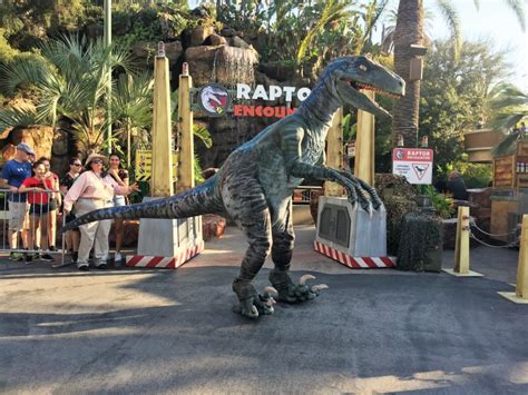 Universal Studio Hollywood Closes Jurassic Park Ride On