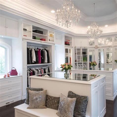 28 Beautiful Walk In Closet Storage Ideas And Designs Dream Closet