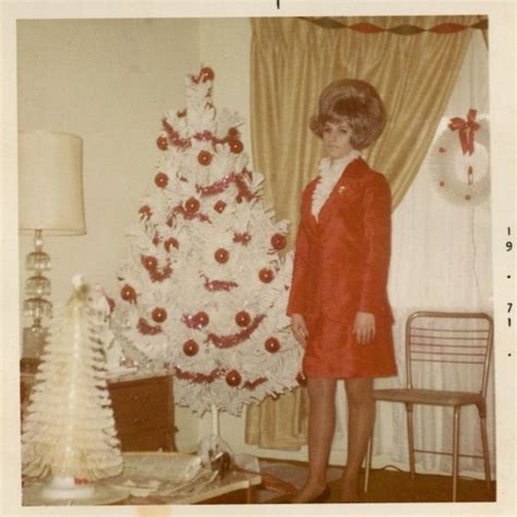 50 vintage snaps show people dressing up for christmas in the 1970s ~ vintage everyday