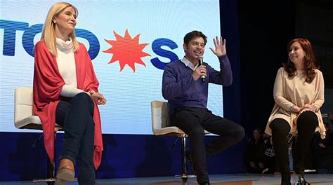Si las primarias fueran hoy, la gobernadora quedaría a 1,8 puntos de kicillof. Cristina Kirchner, Kicillof y Magario en el cierre de ...