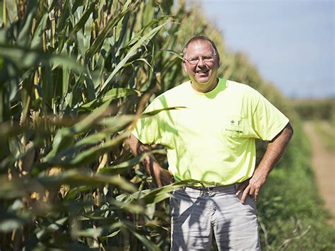 David Hula Breaks World Corn Yield Record