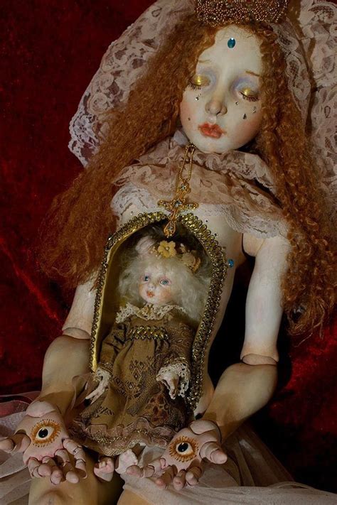 porcelain doll aesthetic bjd dolls barbie dolls broken doll gothic dolls creepy dolls doll