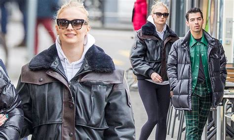 Sophie Turner Is Seen For The First Time Since Pregnancy News Daily