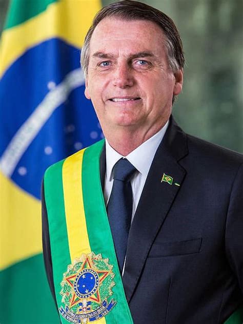 Bolsonaro Divulga Retrato Oficial De Seu Mandato 10012019 Poder Folha