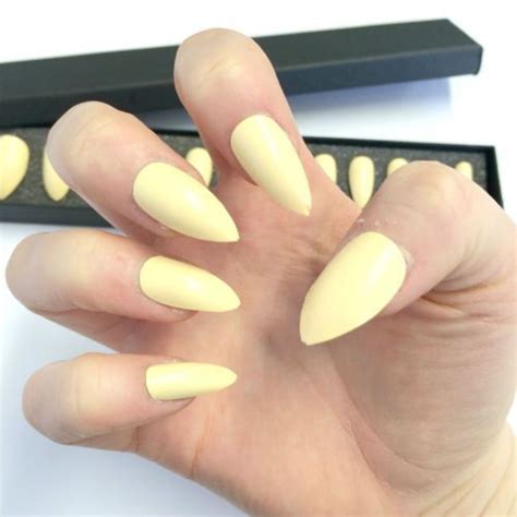 Pastel Yellow Acrylic Nails Super Nails Trendy Nails