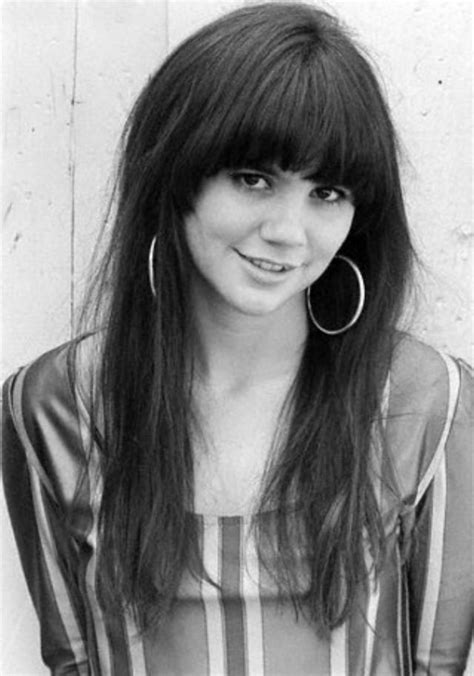 20 Beautiful Vintage Photos Of A Young Linda Ronstadt In The 1960s