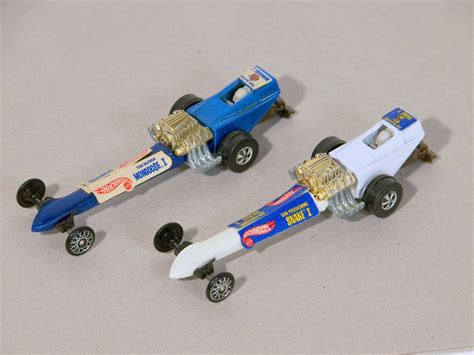 Hot Wheels Snake Mongoose Fuel Dragsters 5951 And 5952 From 1970 1971