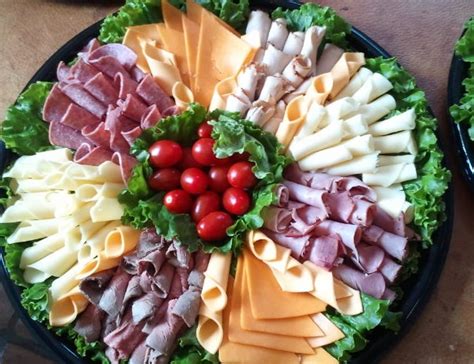 Paper food boats (100 pack) disposable checkered paper food trays 4.5 x 2.75. The 25+ best Sandwich platter ideas on Pinterest ...