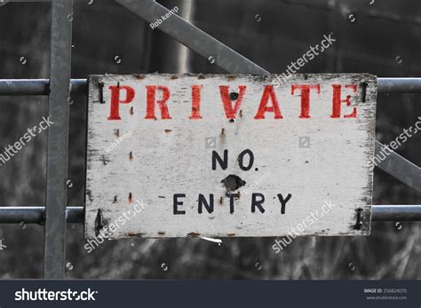 Private No Entry Sign Red Letters Stock Photo 256824070 Shutterstock