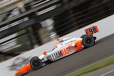 Remembering Dan Wheldons Indy 500 Win 10 Years On