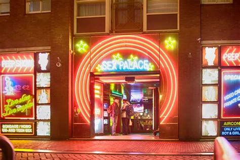 Amsterdam Rotlichtviertel Und Coffeeshop Tour Getyourguide
