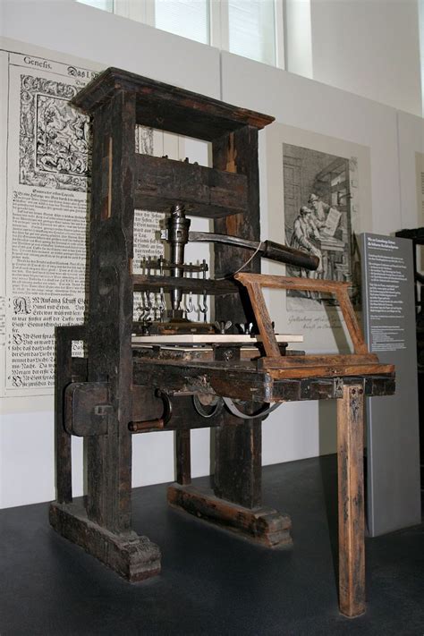 Presse à Bras De 1811 Pratiquement Inchangée Depuis Gutenberg Johannes
