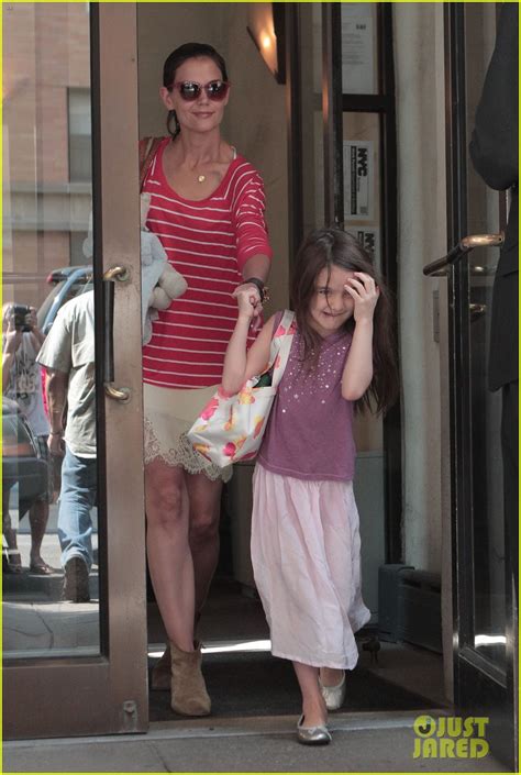 Katie Holmes Suri Early Morning Outing Photo Celebrity Babies Katie Holmes Suri