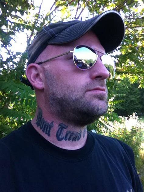 It's a portrait of my favorite musician, aaron lewis, from the band staind. unfortunately i don't have the picture that my tattoo artist used as a refference. Aaron Lewis on Twitter: "Awesome fan tattoo right here. Do you have any Aaron Lewis tattoos ...