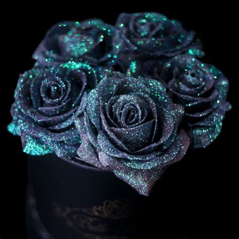 Belle Fleuriste Mermaid Tail Glitter Roses Black Box 5 Roses