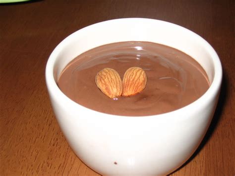 Less cream, more chocolate, a more intense. Greek Yogurt Chocolate Mousse - FoodPals.com