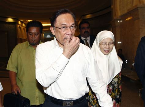 anwar ibrahim malaysian opposition leader found guilty of sodomy the independent the