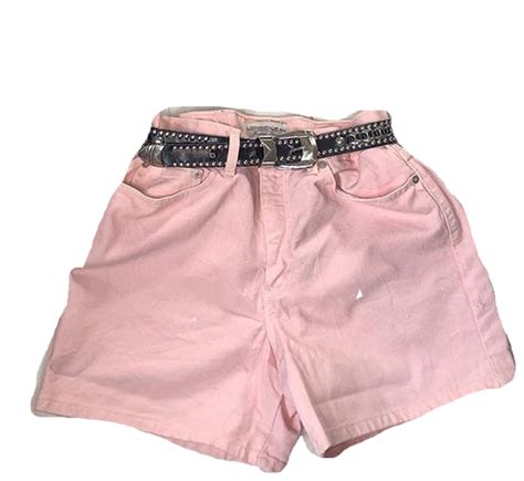 Kurtssunglasses Womens Shorts Shorts Outfits Women Lovely Clothes