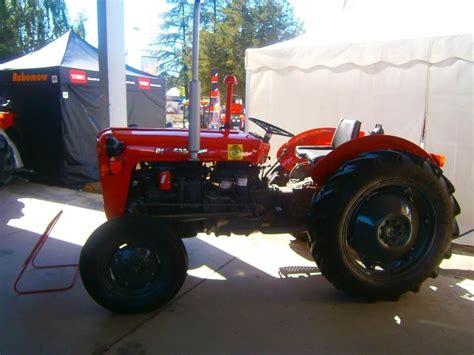 Novi i polovni traktori različitih proizvođača: IMT Traktor 533 2WD - Hinterrad - Landwirt.com