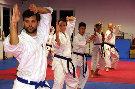 Check Our Quick And Practical Guide On Karate Lessons