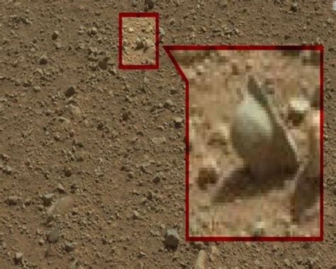Nasas Photos Of Mars Signs Of Life Or Imagination Running Amok