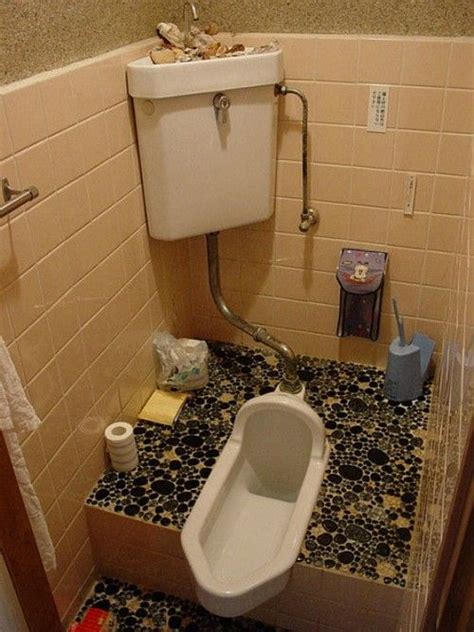 15 Of The Strangest Toilets From Around The World Toilet And Bathroom