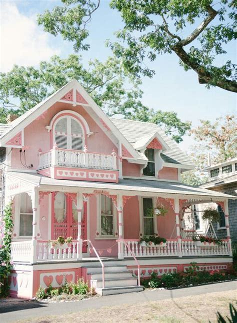 Pin By Iammeloody ♥ On Du Rose Pink Houses Victorian Homes Cottage