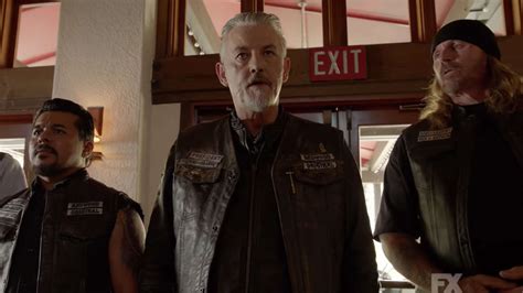 Mayans Mc The Sons Of Anarchy Reunion Let Old Characters Cross New