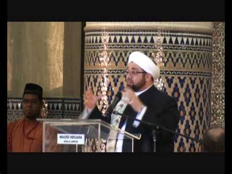 Selain itu allah swt akan memberikan perlindungan dari kesusahan, prihatin. Haul Al-Sheikh Abdul Qadir Al-Jailani R.A (1) Sheikh ...