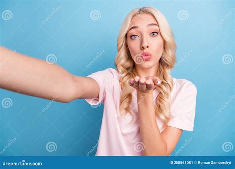 Photo Of Flirty Millennial Blond Lady Do Selfie Blow Kiss Wear Pink T