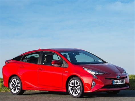 Toyota Prius Motoring Review The Green Hybrid That Keeps On Going