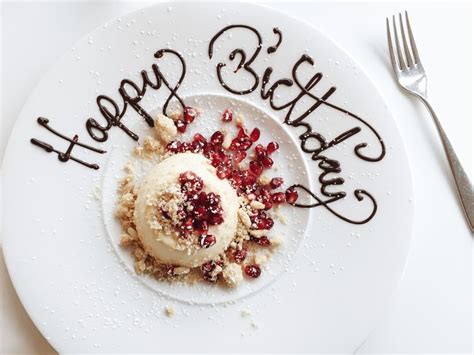 Free Birthday Meals To Help You Celebrate