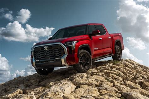 The Redesigned Toyota Tundra Still Cant Touch Detroits Half Ton