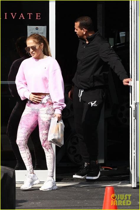 Jennifer Lopez Alex Rodriguez Get In A Workout With Lenny Kravitz Photo Alex