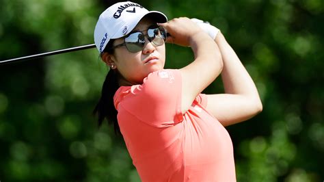 Rose Zhang Inadvertently Pulls Off Unreal Golf Trick Shot With Tee