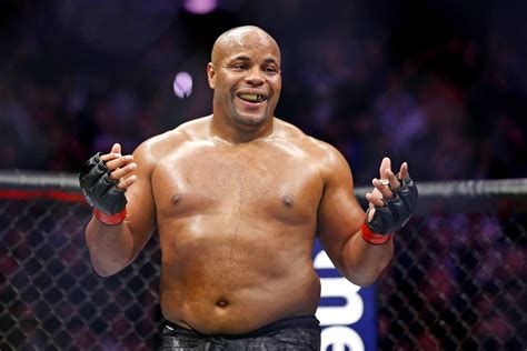 Daniel cormier breaks down all angles of dustin poirier vs. Daniel Cormier Reveals Next Move After UFC 230