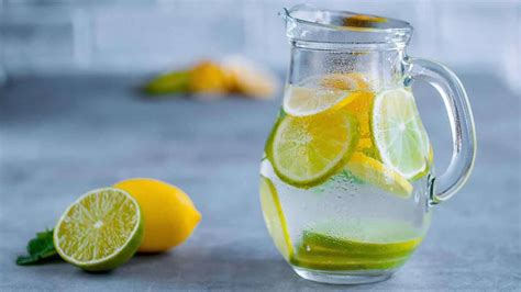 Pourquoi boire de leau au citron à jeun