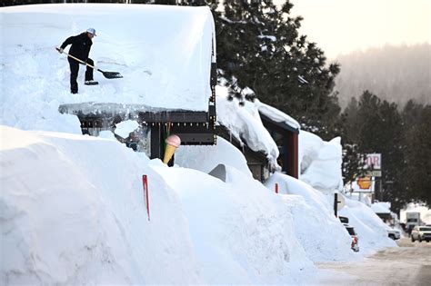 Photos Heres What Walls Of Snow Look Like As Mammoth Mountain