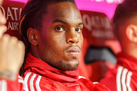 Welcome to the official twitter page of renato sanches. Renato Sanches se convirtió en el fichaje más caro en la ...