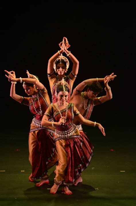 Odissi Dancers Indian Classical Dance Indian Dance Indian