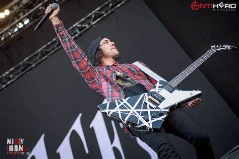 Nova rock festival was live. Concert Photos: PIERCE THE VEIL at Nova Rock 2017 ...