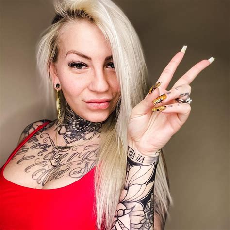Dog The Bounty Hunters Sexy Tattooed Daughter In Law Jamie Chapman