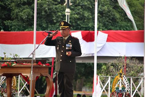 Dandim Blora Inspektur Upacara Penurunan Bendera Merah Putih