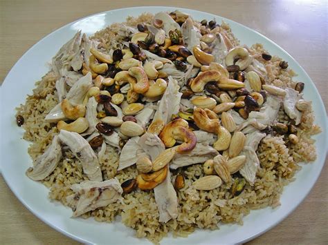 Maryam S Culinary Wonders 570 Chicken On Brown Rice With Nuts White