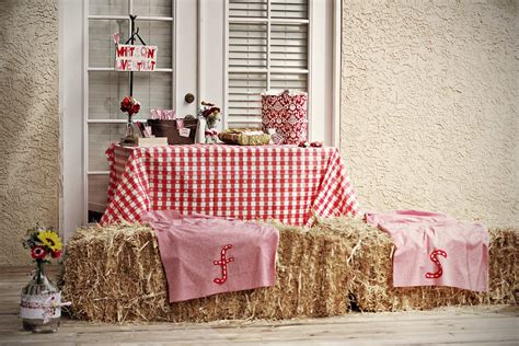 There are so many ways to incorporate country. Creative Ideas: Backyard BBQ Wedding Shower