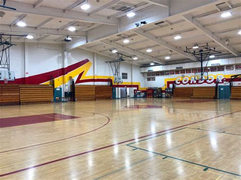 This location is somewhat walkable so some errands can be accomplished on foot. Rent a Gym (Medium) in Castro Valley CA 94552